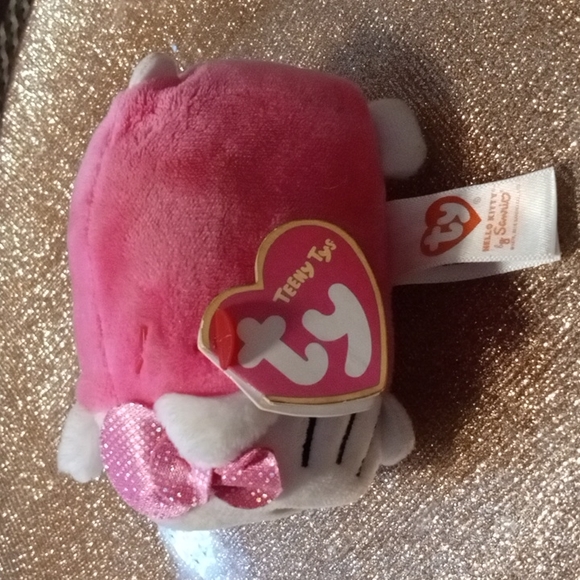 🐈 Hello Kitty Ty Teeny Beanie Baby Collectible NWT🐾 - Picture 4 of 9
